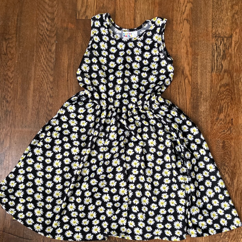 Dot Dot Smile happy daisy dress